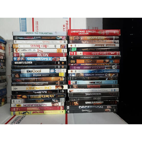 Lot Of 40 Fye Wholesale Blowout DVD Tomb Raider Austin Powers Be Cool - T3#490